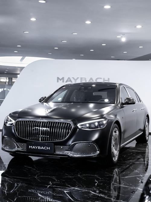 重庆253岚图汽车的售后服务让用户无忧出行，迈巴赫未来的豪华车趋势